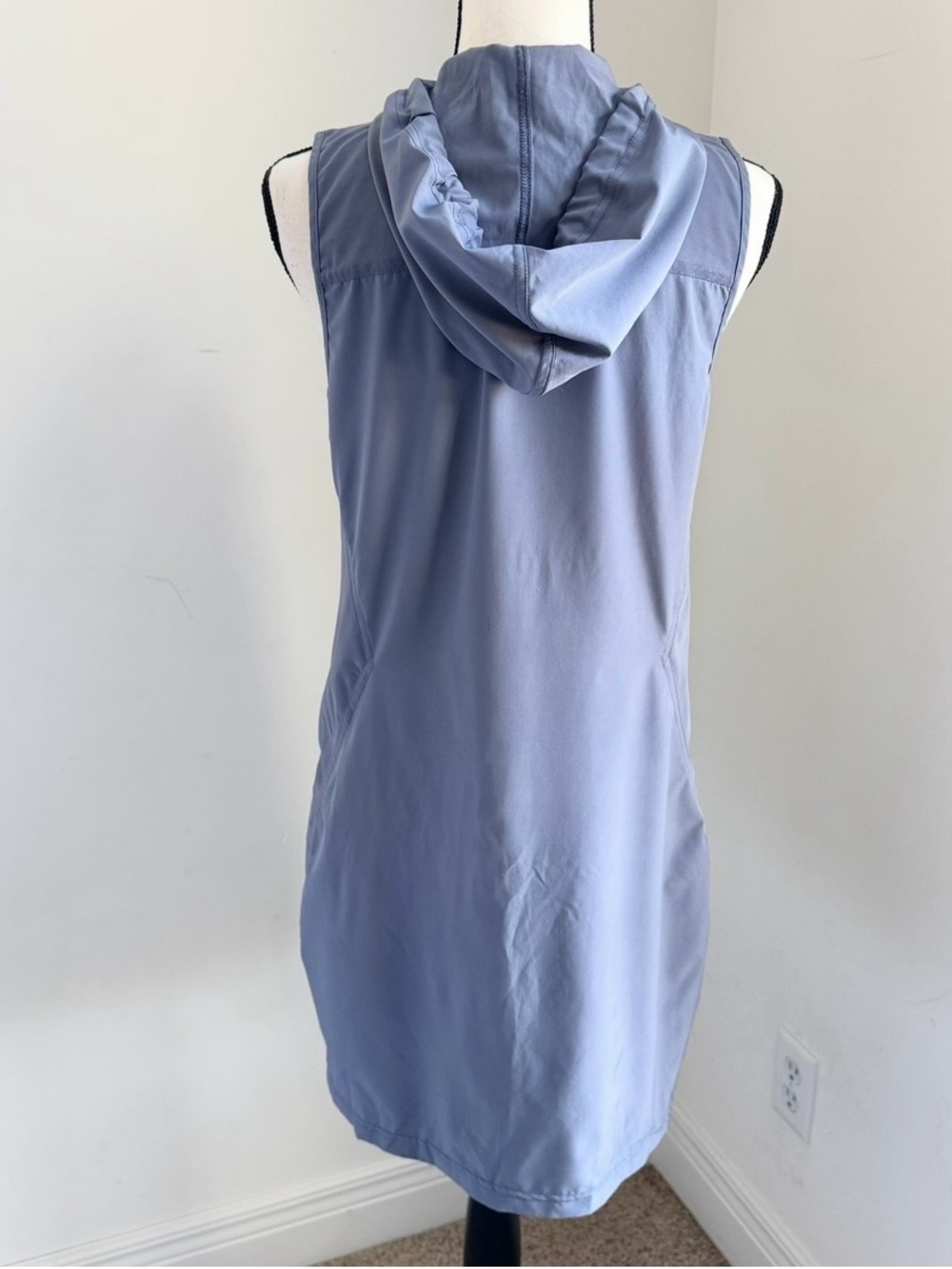 Calvin Klein Sport Dress M Sleeveless Zip Up Hooded Tennis Athletic Preppy Grey - Picture 3 of 14